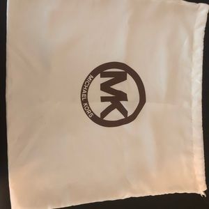 MK dust bag